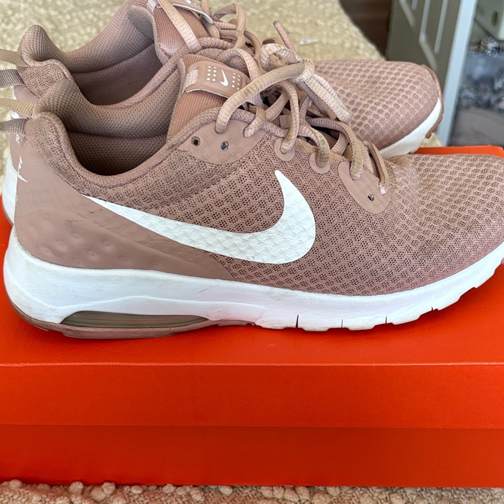 Nike Women's Pink and White Sneakers